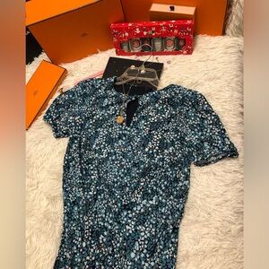 Loft Dress (Free Louis Vuitton Table Book, Artistry Lipstick& 5 Mystery Clothes)